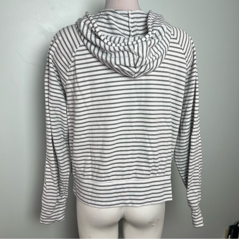 Fanatics Philadelphia Eagles Gray & White Striped Hoodie Sweatshirt Women’s M - Picture 6 of 11